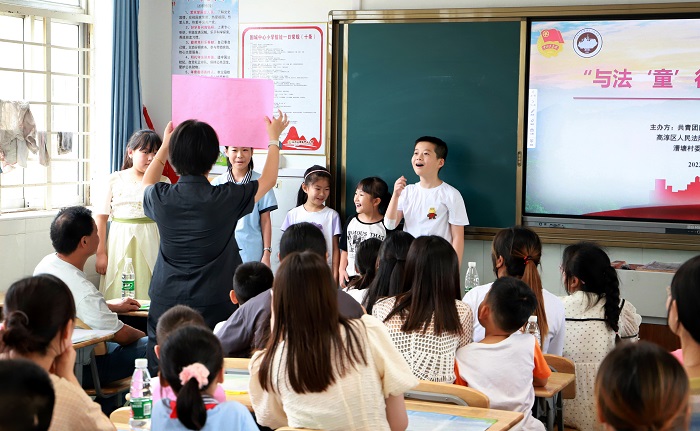 高淳法院开展“法治夏令营”系列活动