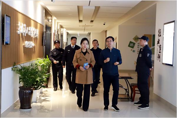 市中院党组副书记、副院长李爱君一行至高淳法院督查指导工作